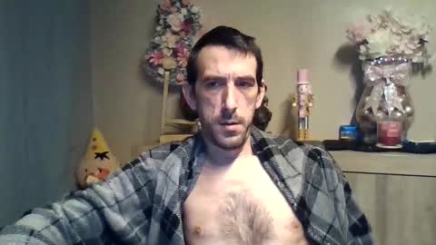 Snapshot of dreamguy38 chatting on 11-11-25, 05:29 dreamguy38 online show from 11-11-25, 05:29