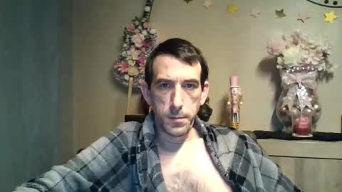 Snapshot of dreamguy38 chatting on 11-18-25, 04:39 dreamguy38 online show from 11-18-25, 04:39