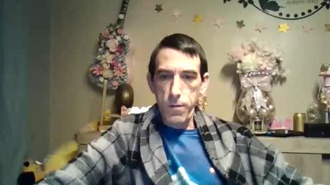 Snapshot of dreamguy38 chatting on 11-22-25, 05:39 dreamguy38 online show from 11-22-25, 05:39