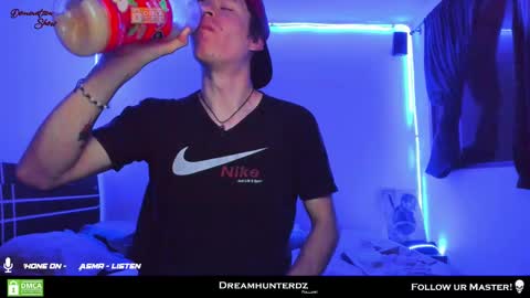 Snapshot of dreamhunterdz chatting on 02-10-25, 11:13 Your lord. - ONLINE 1500 Pm to 2100 Pm - New York Hour online show from 02-10-25, 11:13