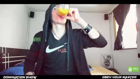 Snapshot of dreamhunterdz chatting on 03-12-25, 07:06 Your lord. - ONLINE 1500 Pm to 2100 Pm - New York Hour online show from 03-12-25, 07:06