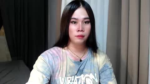 Snapshot of dreammegan chatting on 01-05-25, 07:49 Stacy DONT FORGET TO FOLLOW ME AND THUMBS UP my wife samgrg2 online show from 01-05-25, 07:49