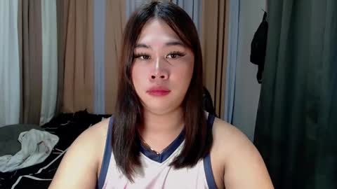 Snapshot of dreammegan chatting on 03-10-25, 08:23 Stacy DONT FORGET TO FOLLOW ME AND THUMBS UP my wife samgrg2 online show from 03-10-25, 08:23