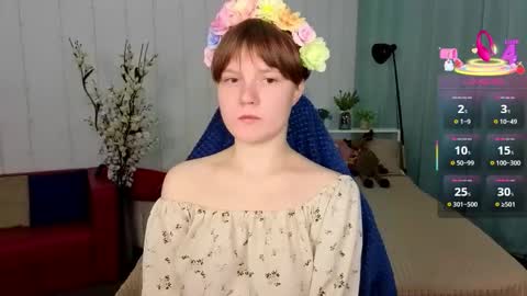 Luna online show from 09-30-25, 08:25