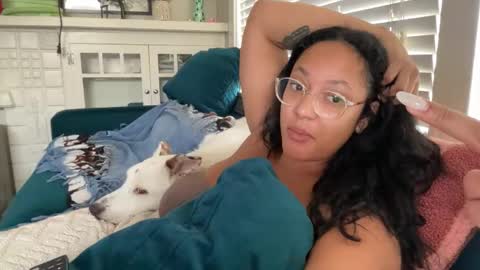 Snapshot of dreamyriri chatting on 11-11-25, 04:18 RIRI OR DREAMY online show from 11-11-25, 04:18