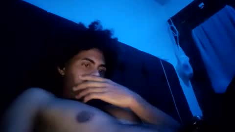 Snapshot of drelh chatting on 12-18-25, 03:45 Drelhh online show from 12-18-25, 03:45