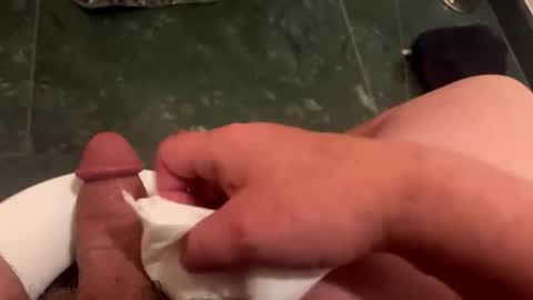 Snapshot of drewdibby619 chatting on 01-17-25, 01:35 drewdibby619 online show from 01-17-25, 01:35