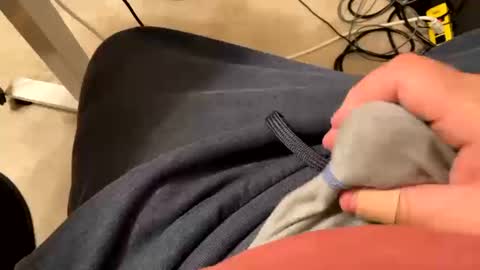 Snapshot of drewdibby619 chatting on 10-18-25, 04:15 drewdibby619 online show from 10-18-25, 04:15