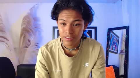 Snapshot of dreyk20 chatting on 10-11-25, 02:04 Dreyk online show from 10-11-25, 02:04