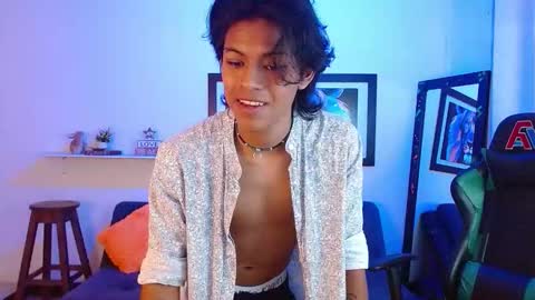 Snapshot of dreyk20 chatting on 10-28-25, 02:31 Dreyk online show from 10-28-25, 02:31