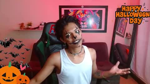 Snapshot of dreyk20 chatting on 10-31-25, 04:08 Dreyk online show from 10-31-25, 04:08