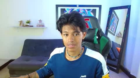 Snapshot of dreyk20 chatting on 11-21-25, 01:54 Dreyk online show from 11-21-25, 01:54