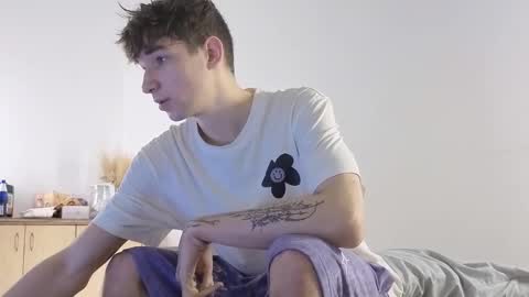 Mark online show from 12-21-25, 07:21