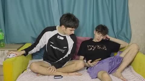 Mark online show from 02-11-26, 03:22