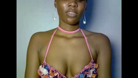 Snapshot of drippingpussy__ chatting on 10-22-25, 07:13 drippingpussy__ online show from 10-22-25, 07:13