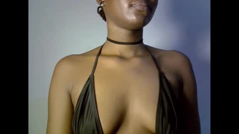 Snapshot of drippingpussy__ chatting on 10-25-25, 07:19 drippingpussy__ online show from 10-25-25, 07:19