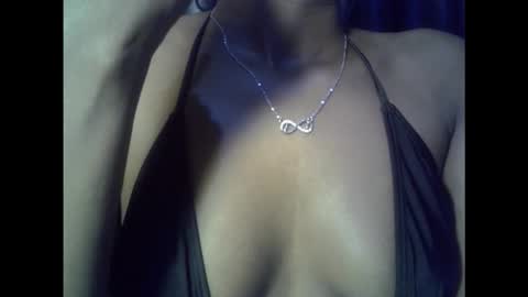 Snapshot of drippingpussy__ chatting on 11-08-25, 08:07 drippingpussy__ online show from 11-08-25, 08:07