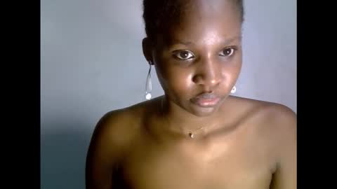 Snapshot of drippingpussy__ chatting on 11-25-25, 06:30 drippingpussy__ online show from 11-25-25, 06:30