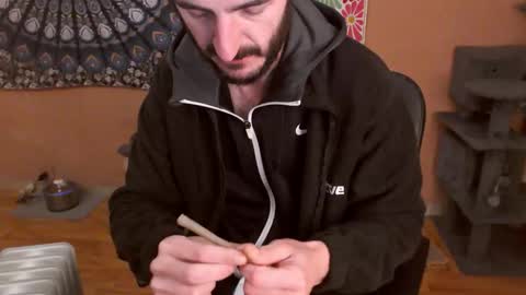 Snapshot of drmst13_2 chatting on 12-01-25, 01:32 River online show from 12-01-25, 01:32