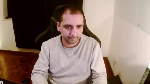 Snapshot of droooooones chatting on 02-27-25, 11:26 droooooones online show from 02-27-25, 11:26