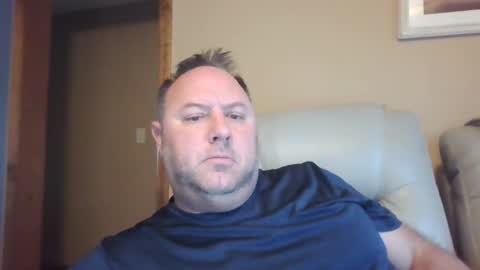 Snapshot of drow0909 chatting on 11-19-25, 12:27 Drow online show from 11-19-25, 12:27