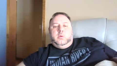 Snapshot of drow0909 chatting on 03-06-26, 02:02 Drow online show from 03-06-26, 02:02