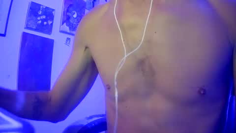 Snapshot of druedowm chatting on 10-27-25, 08:29 druedowm online show from 10-27-25, 08:29