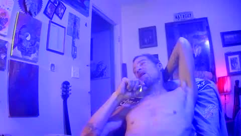 Snapshot of druedowm chatting on 11-10-25, 07:51 druedowm online show from 11-10-25, 07:51