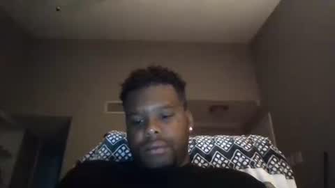 Snapshot of dsmoov_ chatting on 10-26-25, 02:06 SmoovFanz online show from 10-26-25, 02:06