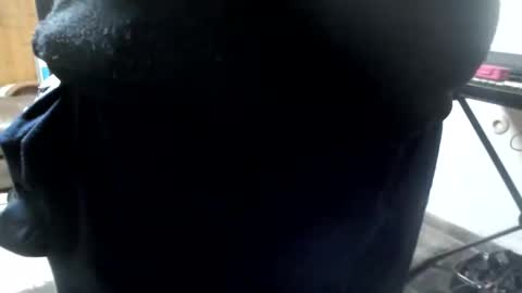 Snapshot of dsteely24 chatting on 01-06-25, 02:58 Blow4Gold online show from 01-06-25, 02:58