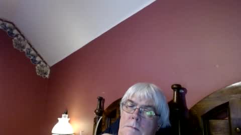 Doug online show from 03-10-25, 05:39