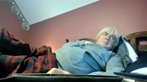 Snapshot of dug38 chatting on 01-19-26, 02:32 Doug online show from 01-19-26, 02:32