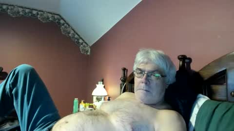 Snapshot of dug38 chatting on 02-02-26, 02:21 Doug online show from 02-02-26, 02:21