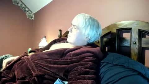 Snapshot of dug38 chatting on 02-16-26, 05:09 Doug online show from 02-16-26, 05:09