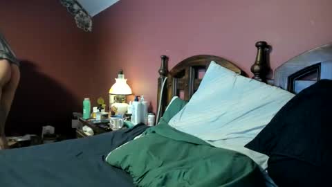 Snapshot of dug38 chatting on 02-26-26, 06:07 Doug online show from 02-26-26, 06:07