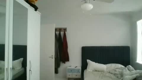 dulac81 online show from 02-18-25, 02:16