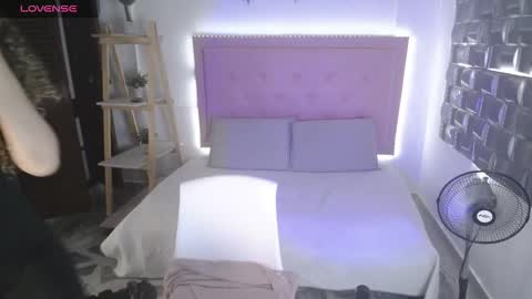 dulce__lovee online show from 11-12-25, 06:30