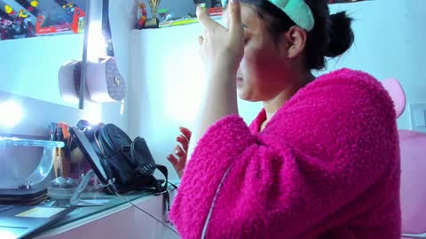 Dulce  online show from 01-10-25, 11:11