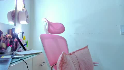 Dulce  online show from 01-16-25, 10:34