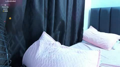 Dulce  online show from 02-15-25, 12:04