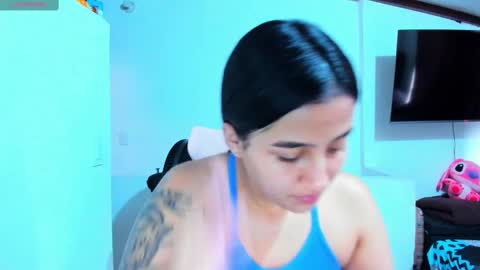 Dulce  online show from 09-19-25, 01:34