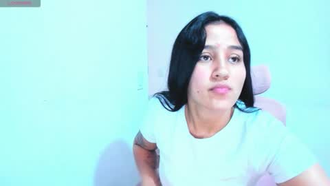 Dulce  online show from 09-30-25, 02:22