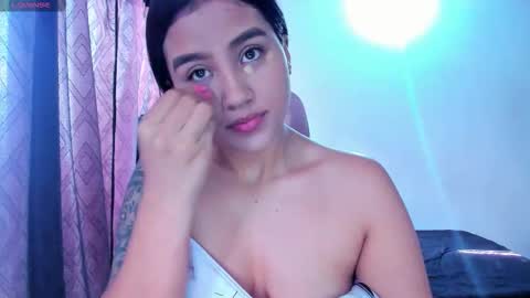 Dulce  online show from 11-21-25, 12:37