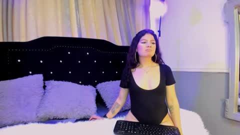 Snapshot of dulce_gray chatting on 10-20-25, 12:38 Dulce online show from 10-20-25, 12:38