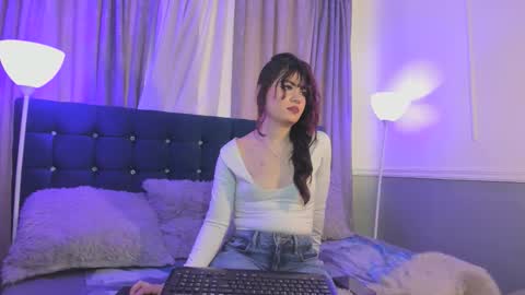 Snapshot of dulce_gray chatting on 11-28-25, 12:52 Dulce online show from 11-28-25, 12:52