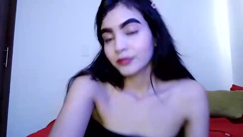 dulce_lucero online show from 01-12-25, 05:22