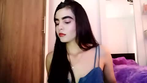dulce_lucero online show from 02-24-25, 05:42