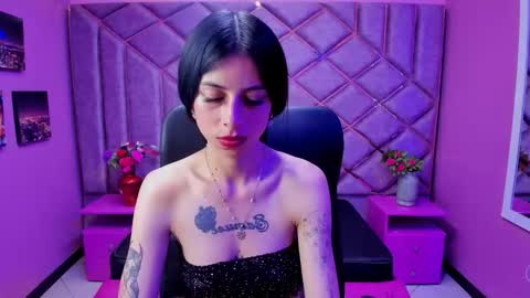 dulce_miiaa online show from 11-06-25, 08:21