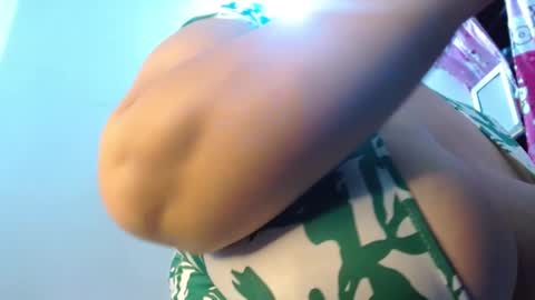 Snapshot of dulce_mmaria chatting on 02-24-25, 03:20 dulce online show from 02-24-25, 03:20