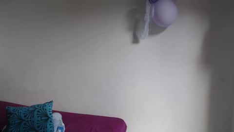 Dulce Noir online show from 10-23-25, 01:32